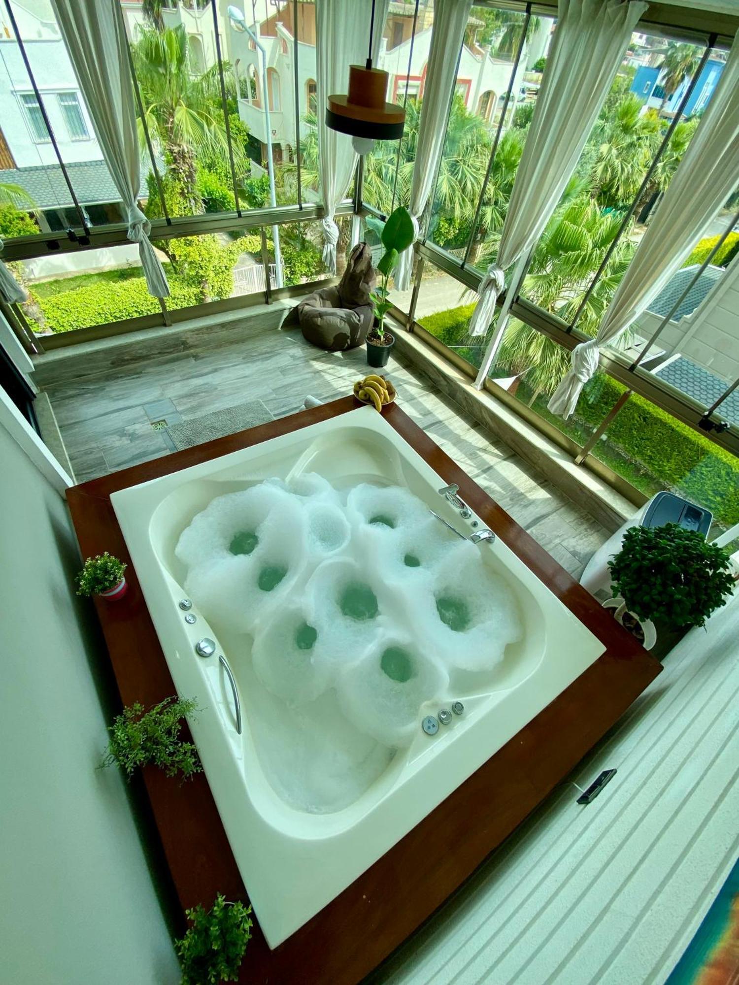 Villa Annabell1 With Swimming Pool And Jacuzzi, 3 Floors Belek Zewnętrze zdjęcie